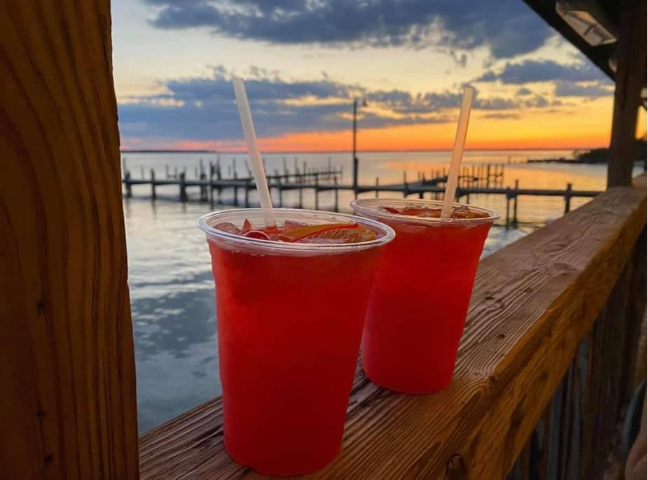 Drinks on the dock at Capt Billy's